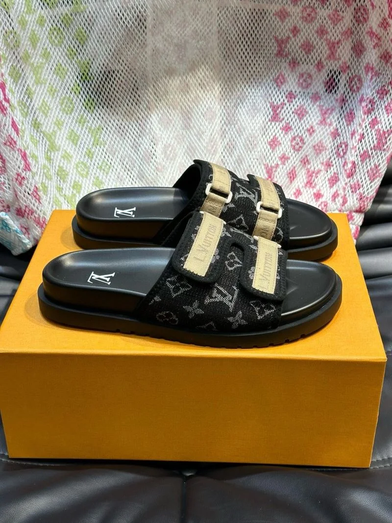 Seasonal Louis Vuitton Slippers 30579