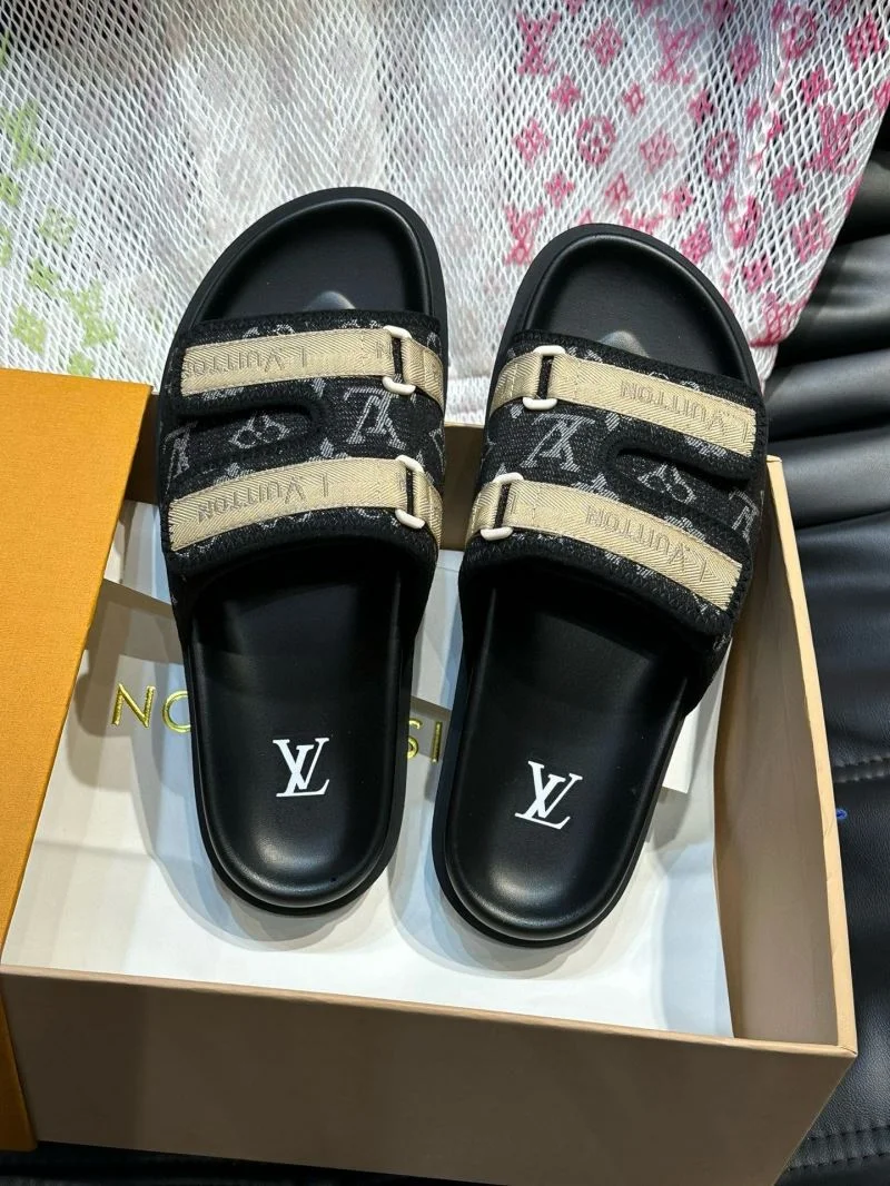 Seasonal Louis Vuitton Slippers 30579