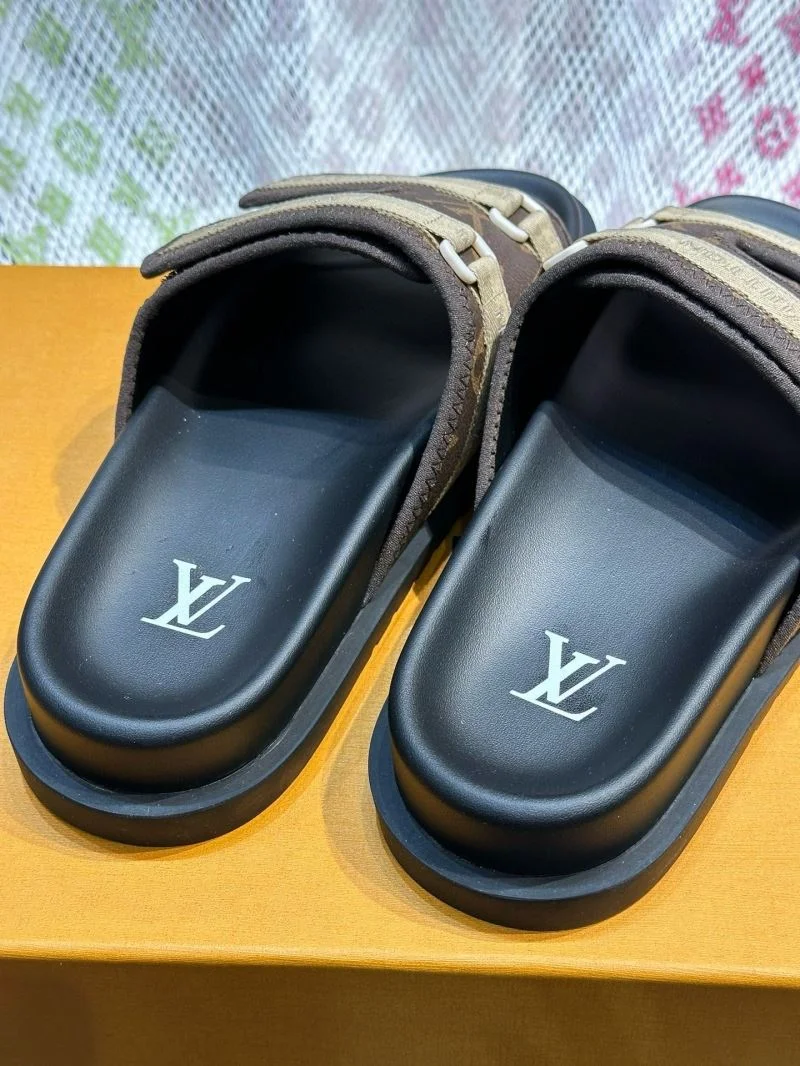 Louis Vuitton Slippers TimelessDesign 30582