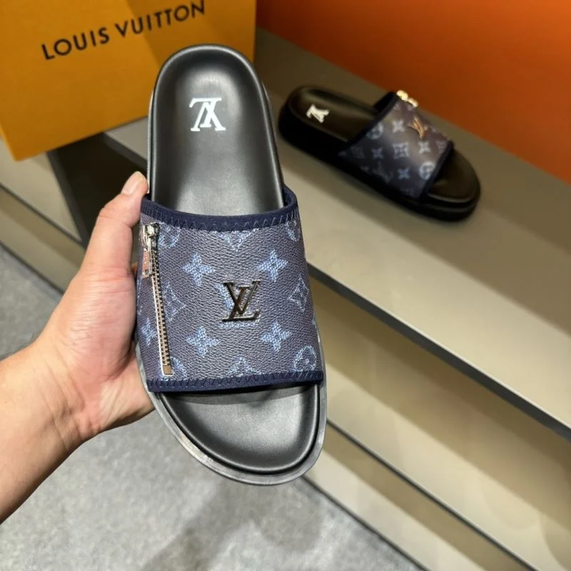 Louis Vuitton Slippers Chic 30592