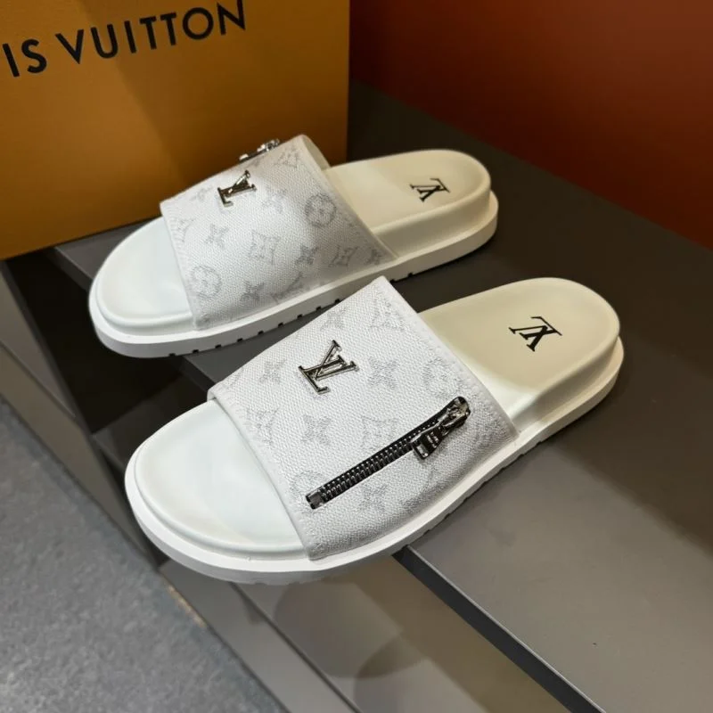EyeCatching Louis Vuitton Slippers 30586