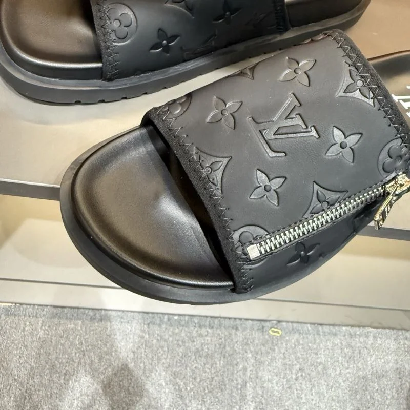 StreetReady Louis Vuitton Slippers 30588