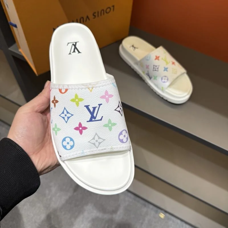 Louis Vuitton Slippers WaterResistant 30574