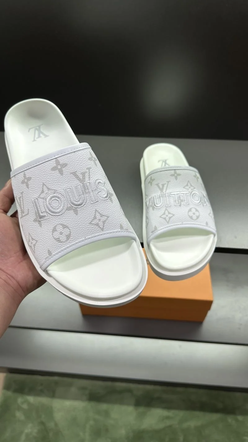 HighQuality Louis Vuitton Slippers 30571