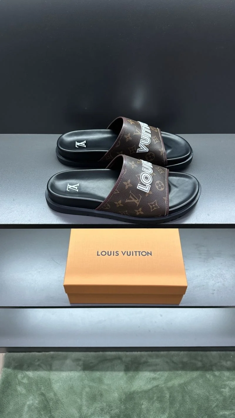 TimelessDesign Louis Vuitton Slippers 30569