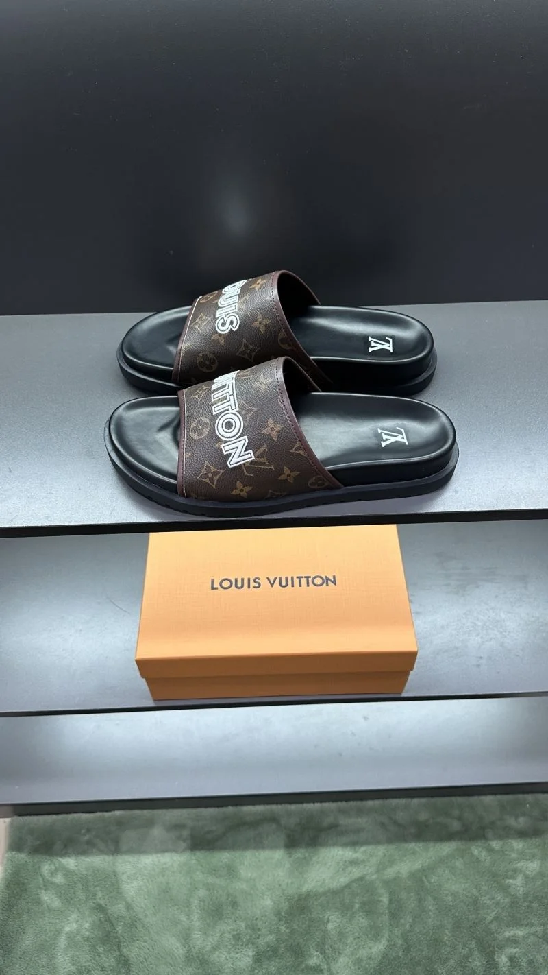 TimelessDesign Louis Vuitton Slippers 30569