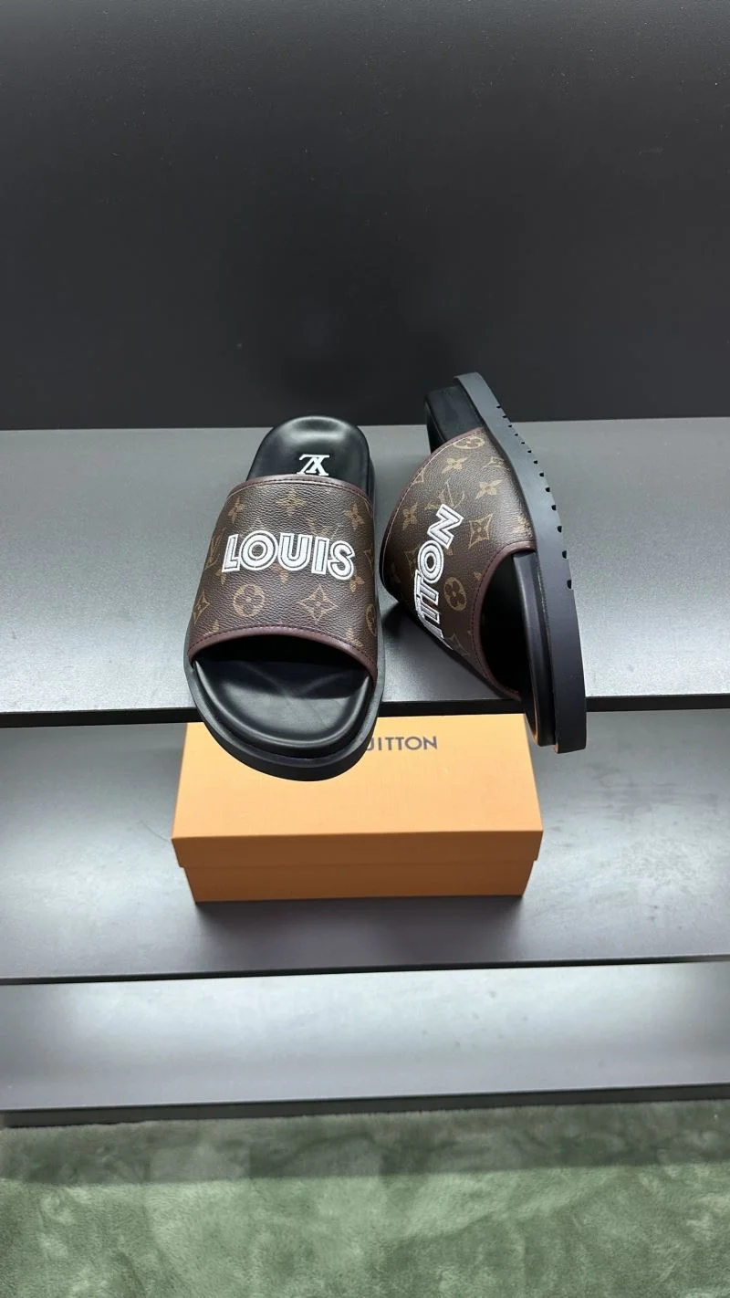 TimelessDesign Louis Vuitton Slippers 30569