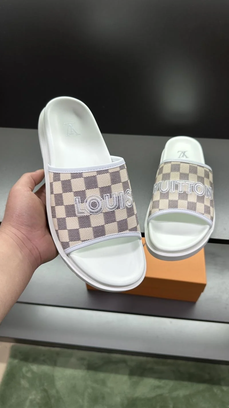FreshLook Louis Vuitton Slippers 30567