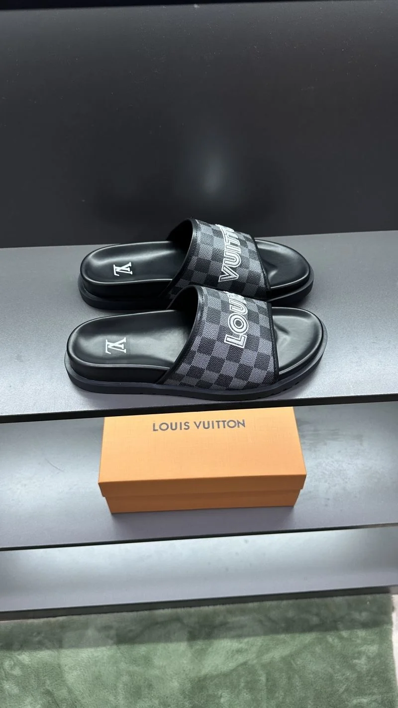 Louis Vuitton Slippers Comfortable 30566
