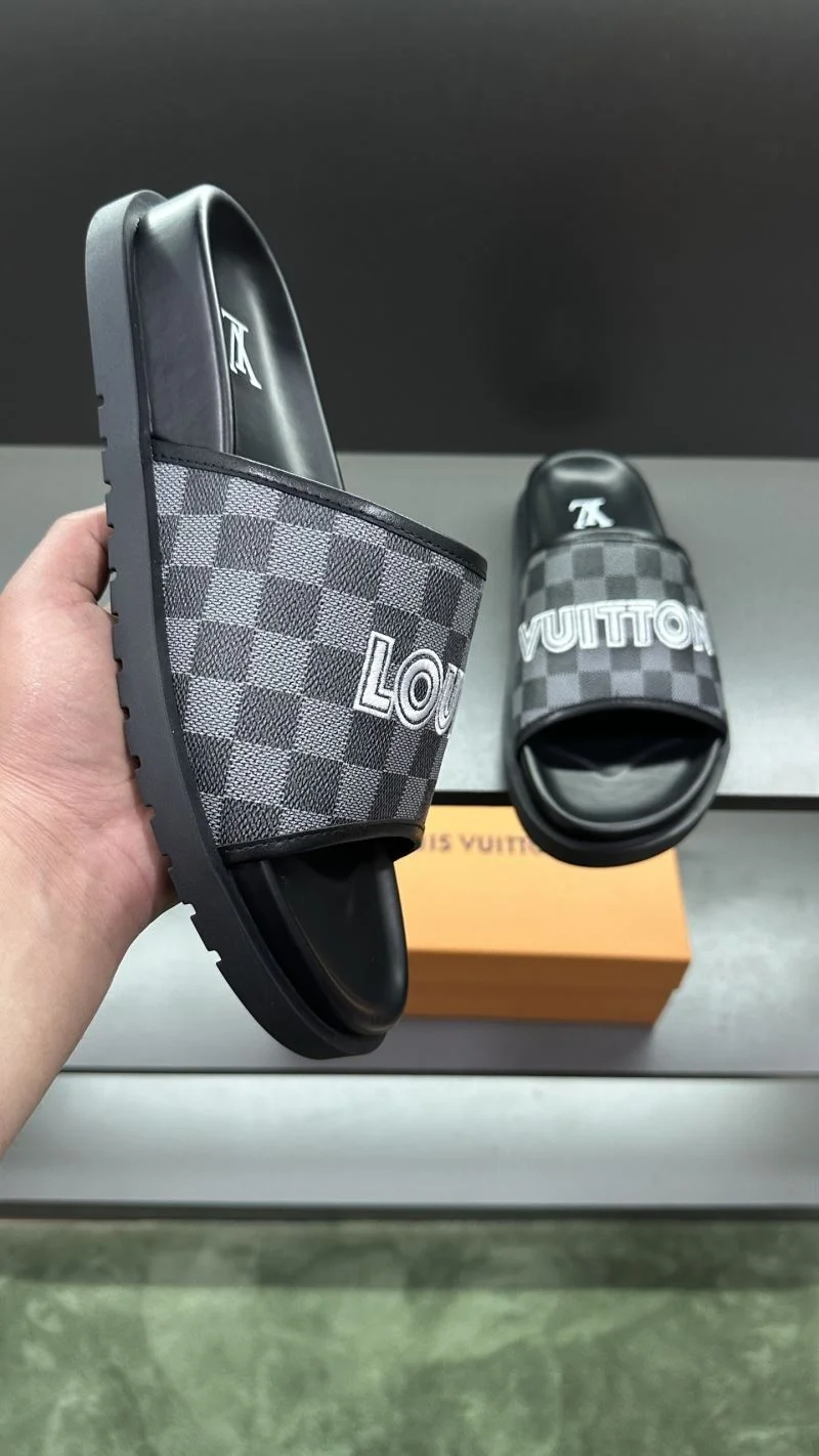 Louis Vuitton Slippers Comfortable 30566