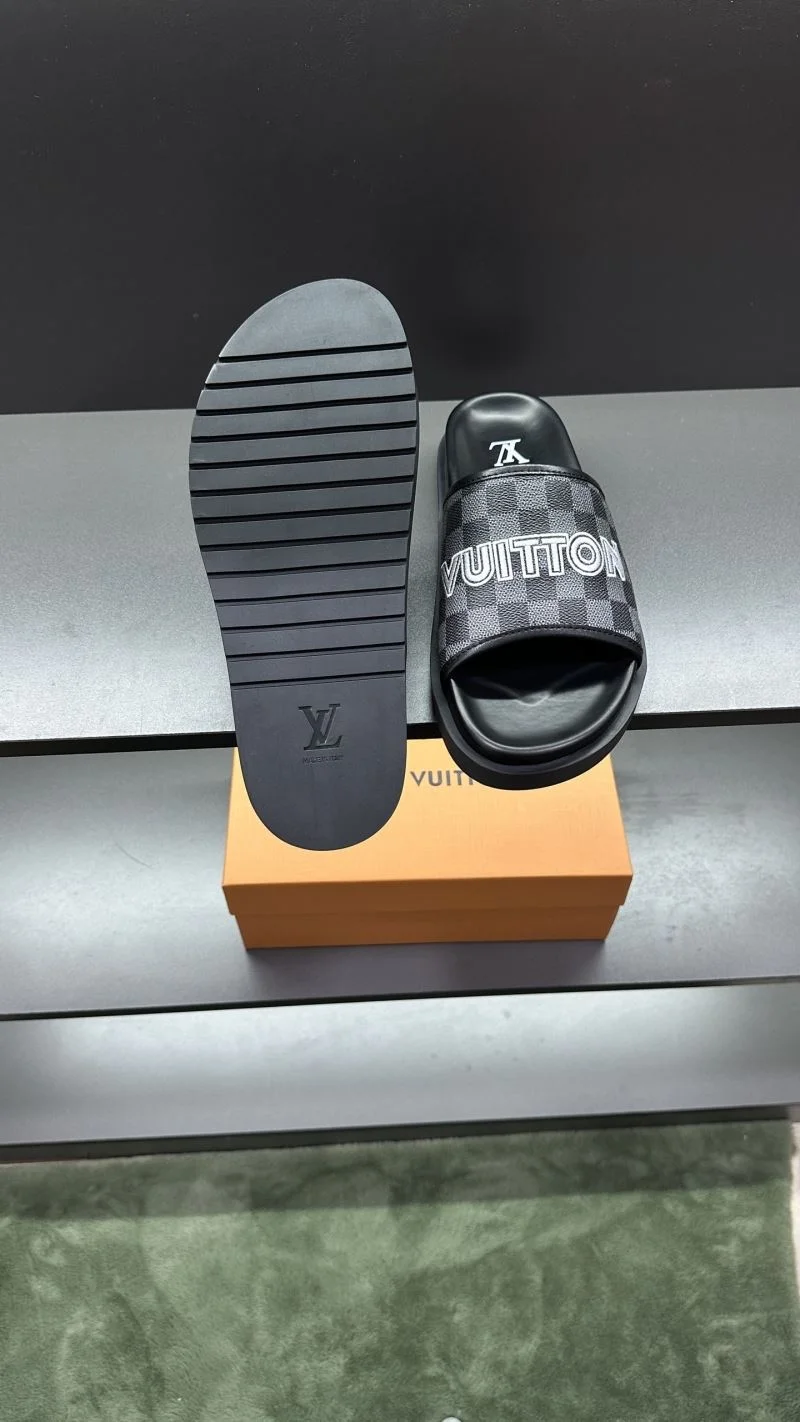 Louis Vuitton Slippers Comfortable 30566