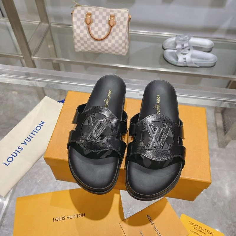 Timeless Louis Vuitton Slippers 30552