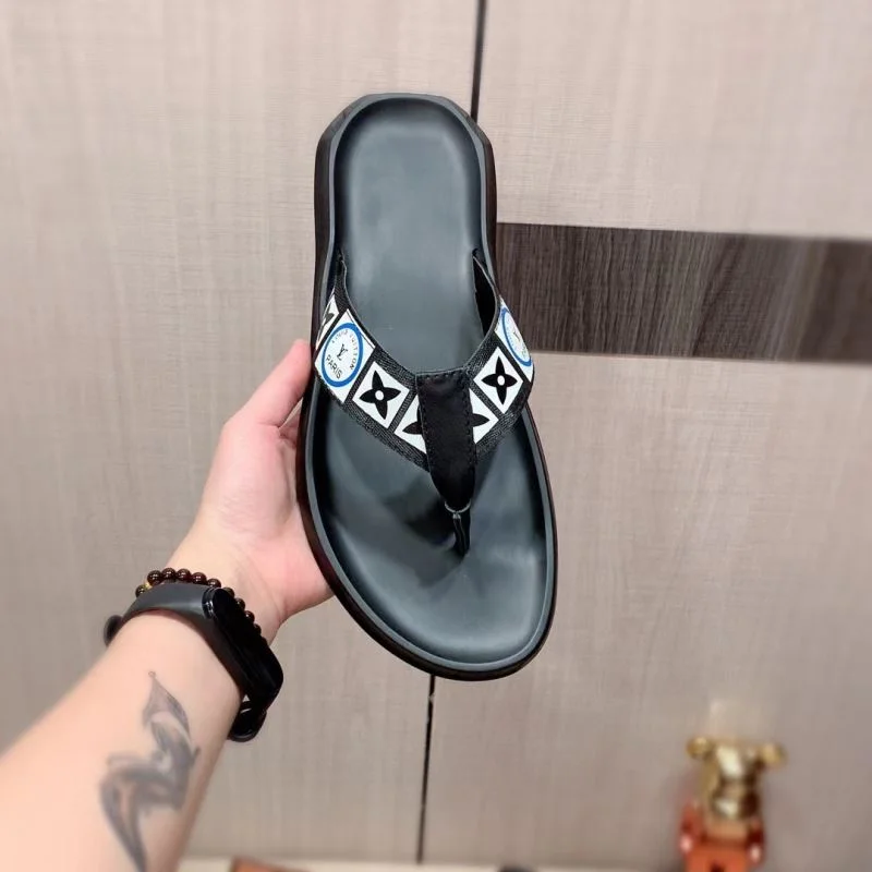Breathable Louis Vuitton Slippers 30543