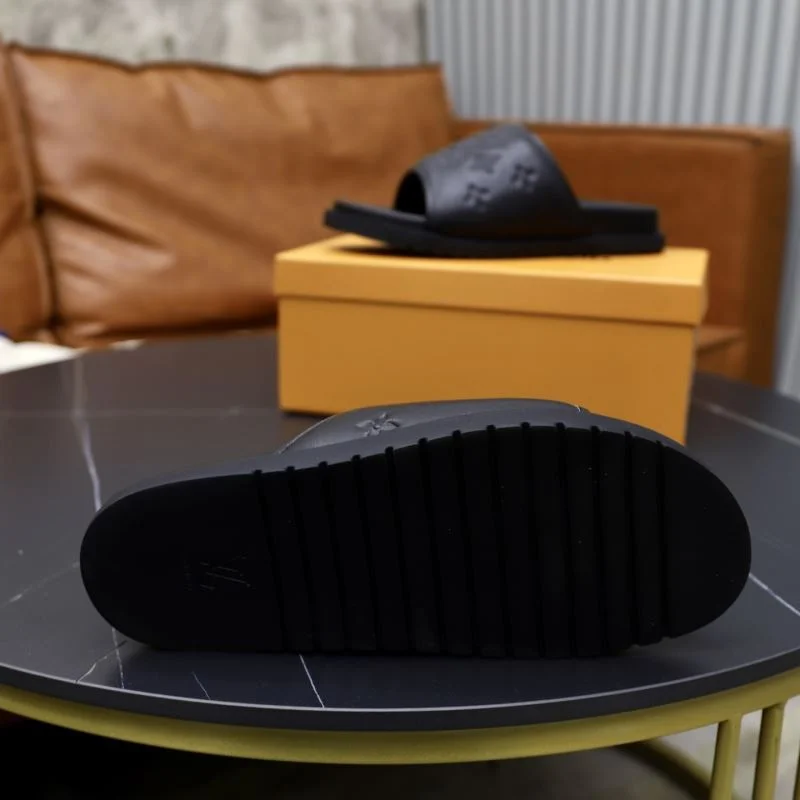 FastDry Louis Vuitton Slippers 30548