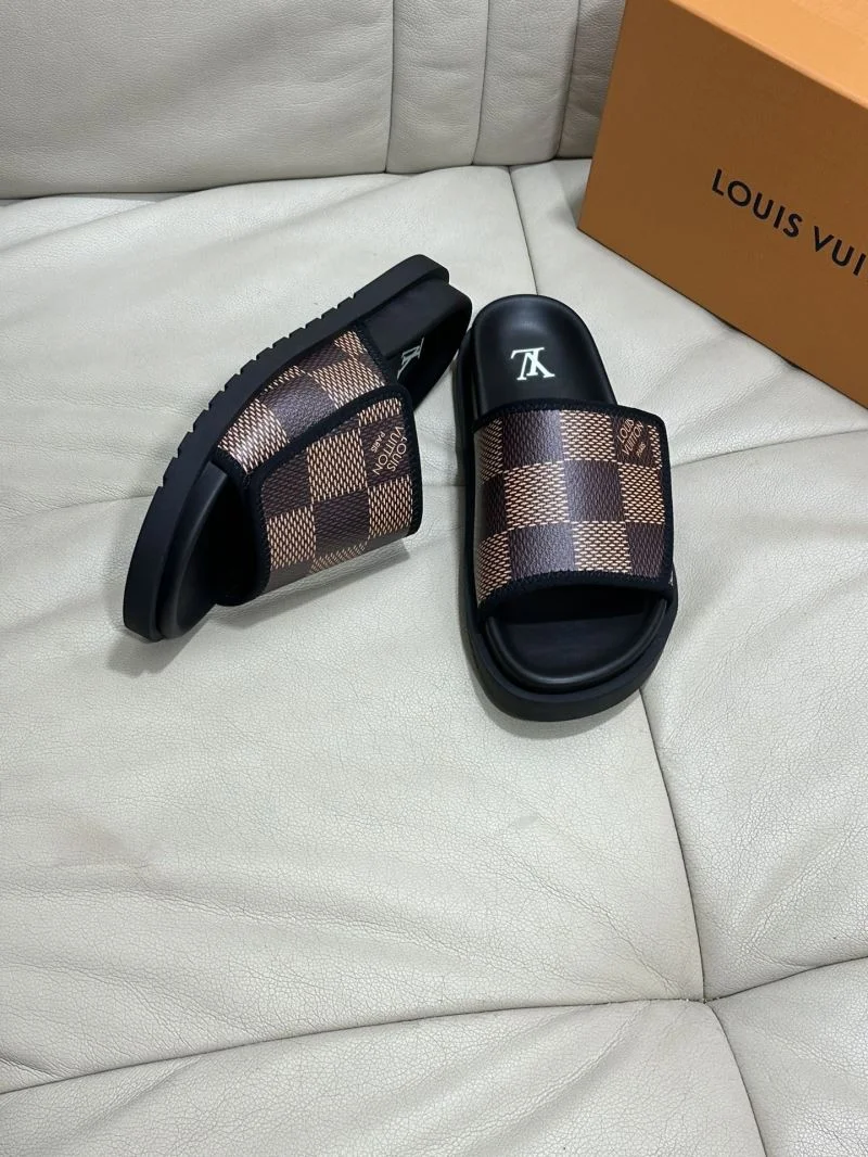 Louis Vuitton Slippers Sophisticated 30335