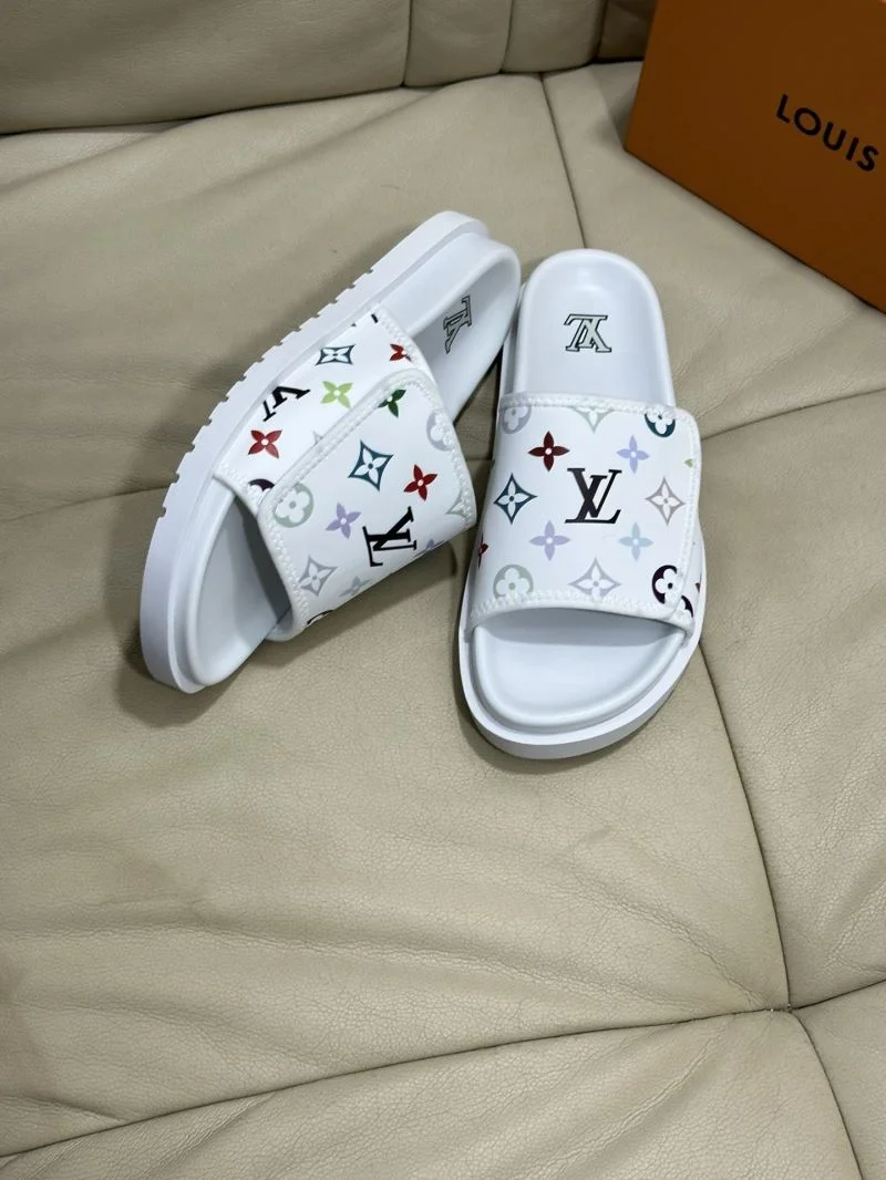 TimelessDesign Louis Vuitton Slippers 30528