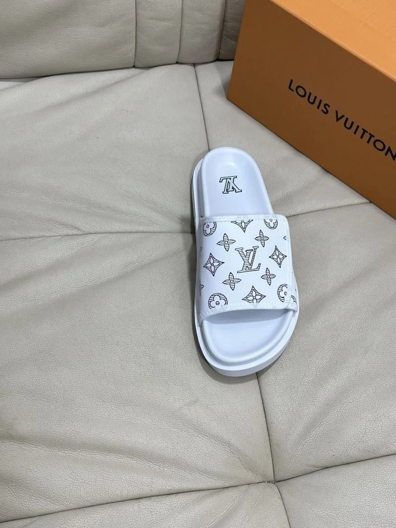 Louis Vuitton Slippers EyeCatching 30532