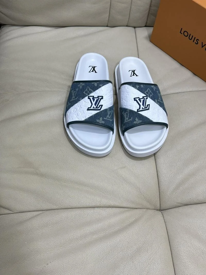 Soft Louis Vuitton Slippers 30533