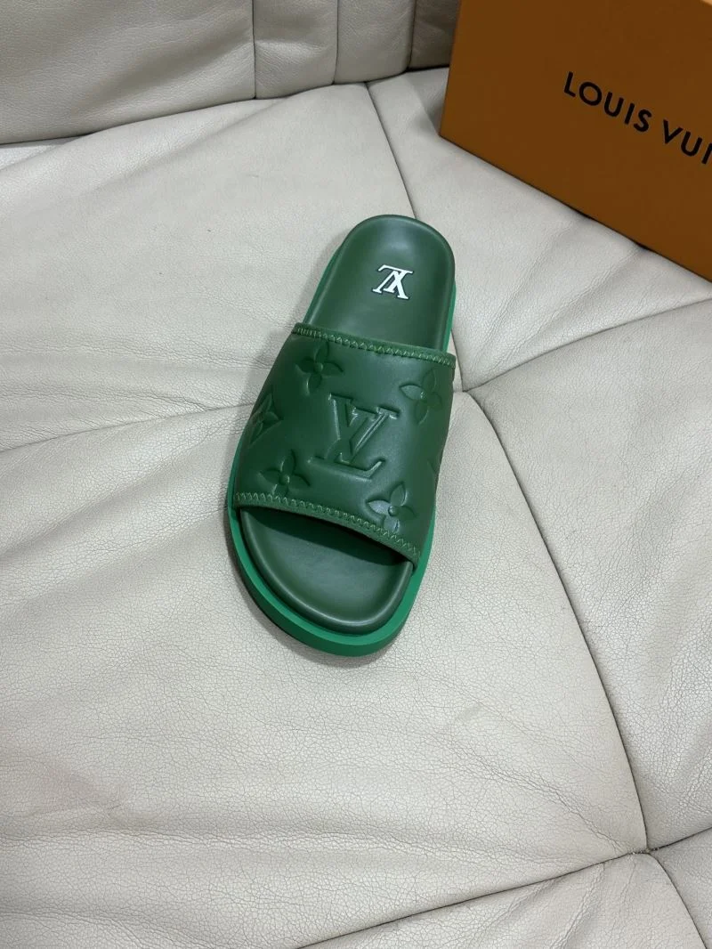 Lightweight Louis Vuitton Slippers 30531