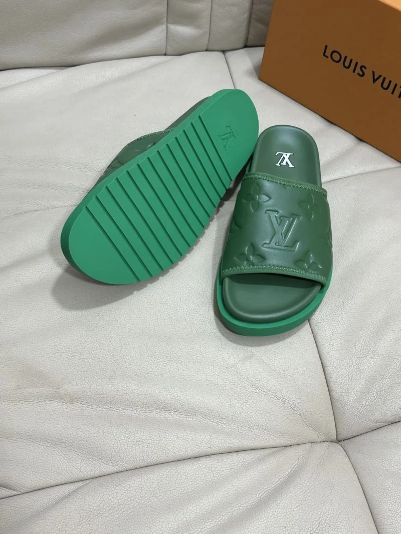 Lightweight Louis Vuitton Slippers 30531