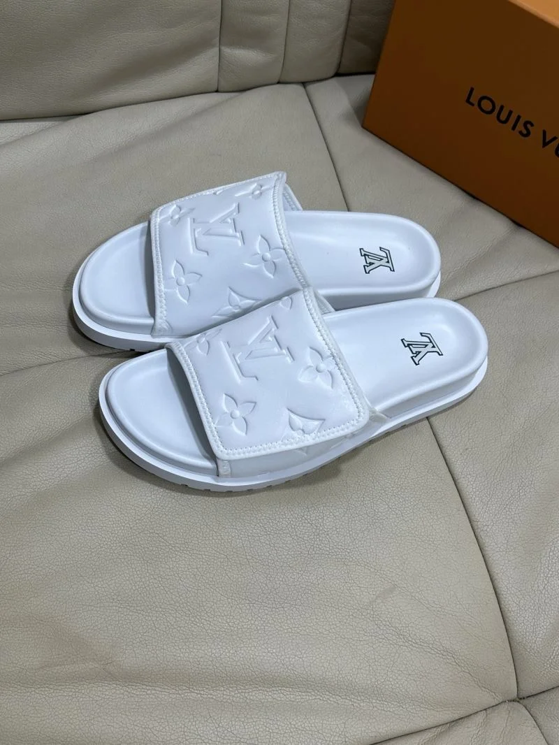 ZipUp Louis Vuitton Slippers 30527