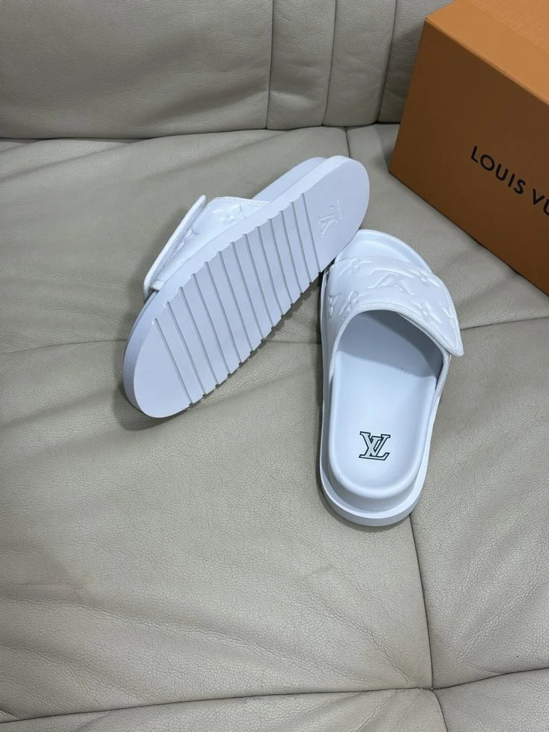 ZipUp Louis Vuitton Slippers 30527