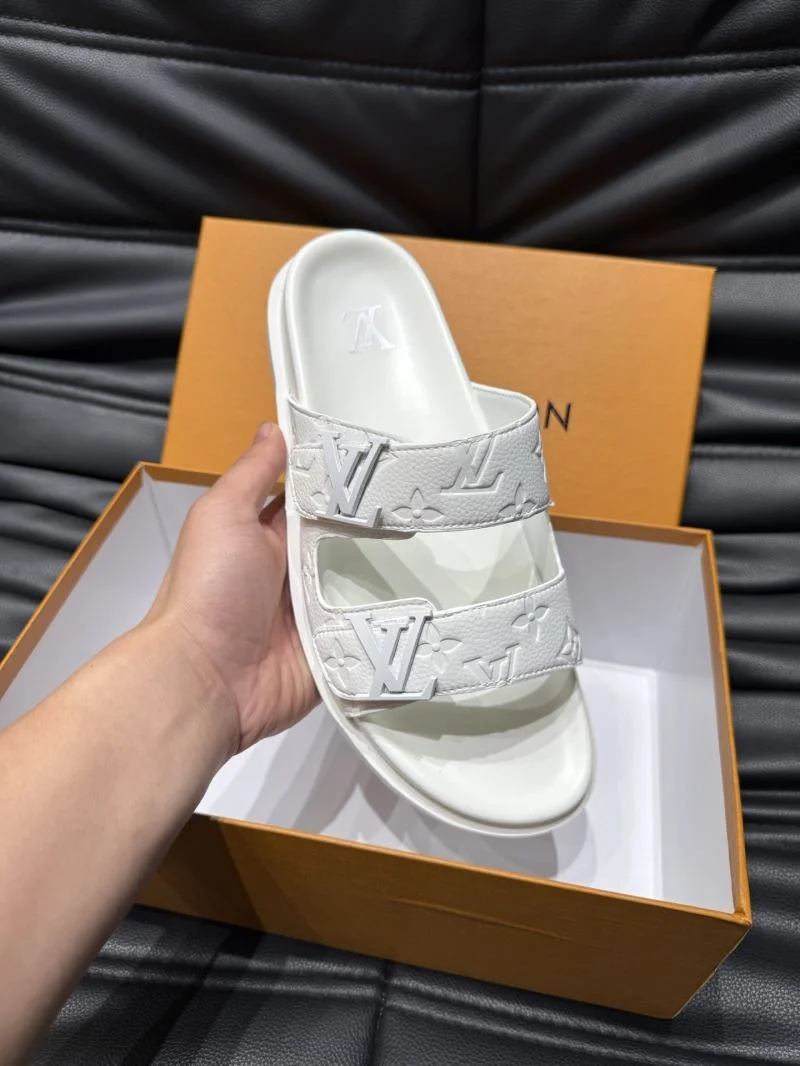 Durable Louis Vuitton Slippers 30519