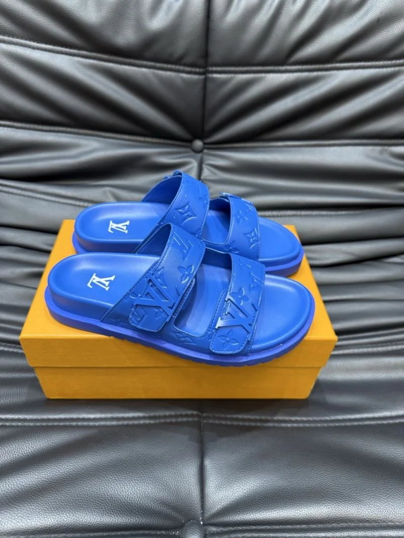 Bold Louis Vuitton Slippers 30502