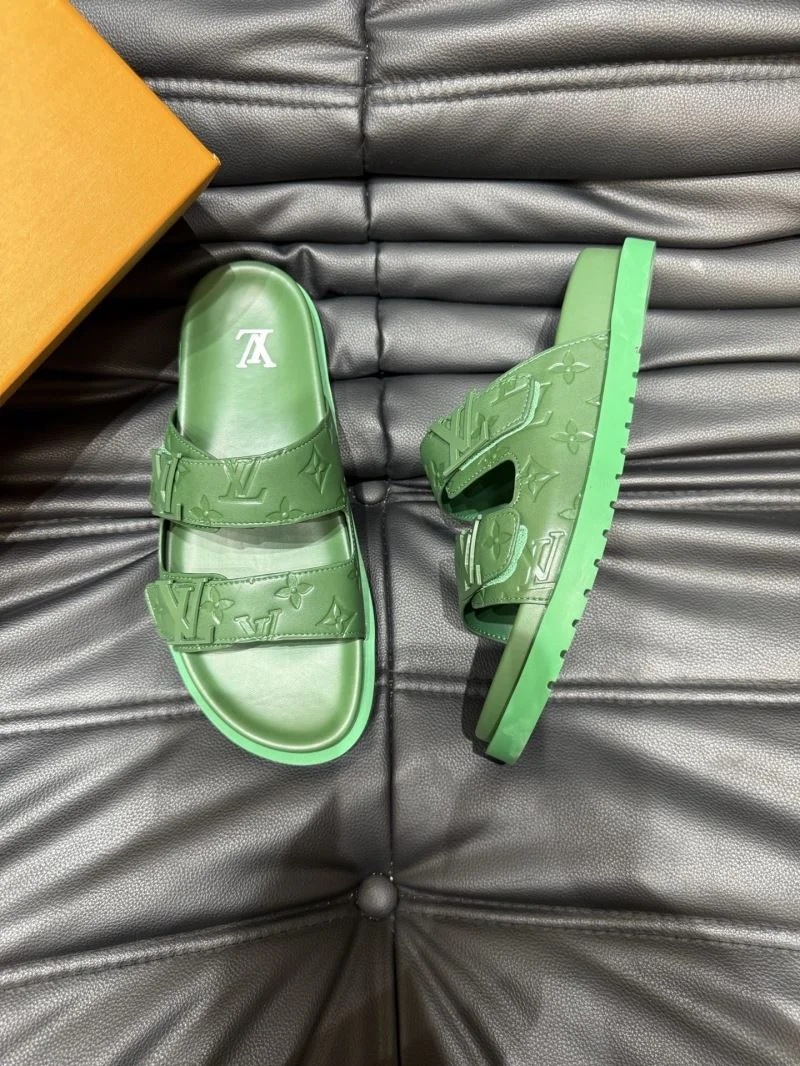 Compact Louis Vuitton Slippers 30507