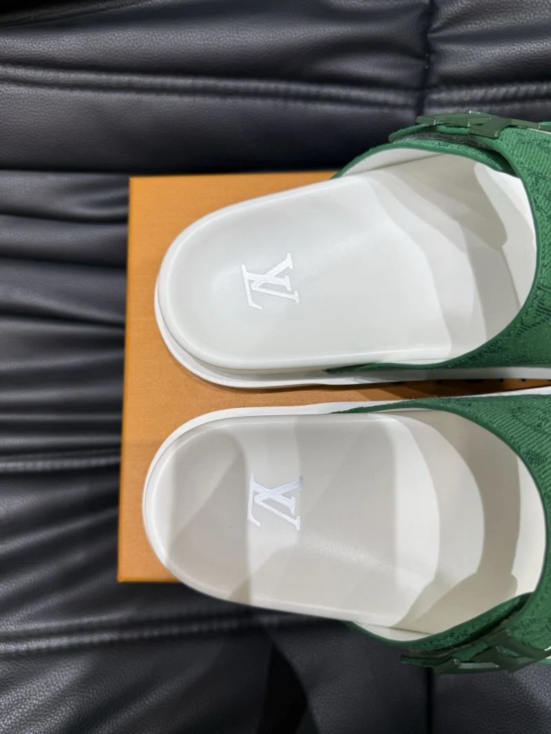Louis Vuitton Slippers Youthful 30498