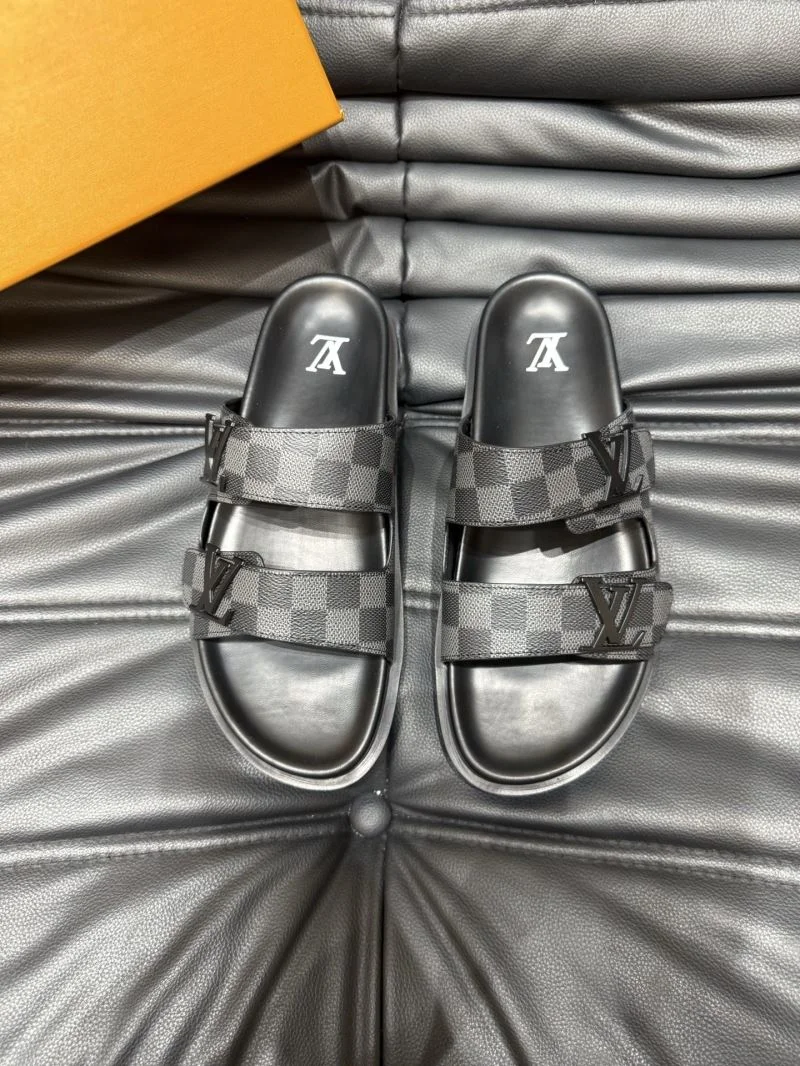 ZipUp Louis Vuitton Slippers 30511