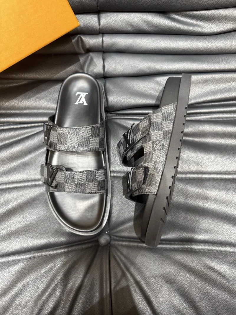 ZipUp Louis Vuitton Slippers 30511