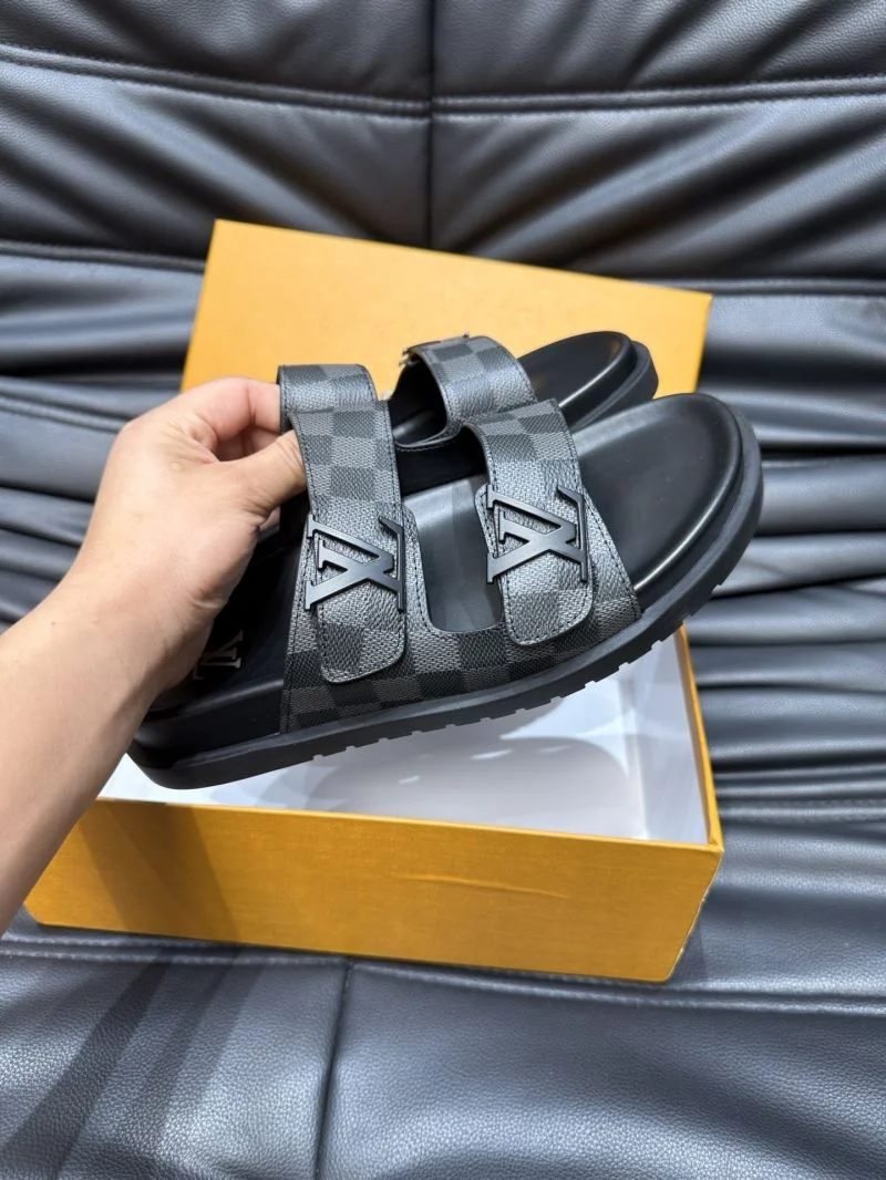 ZipUp Louis Vuitton Slippers 30511