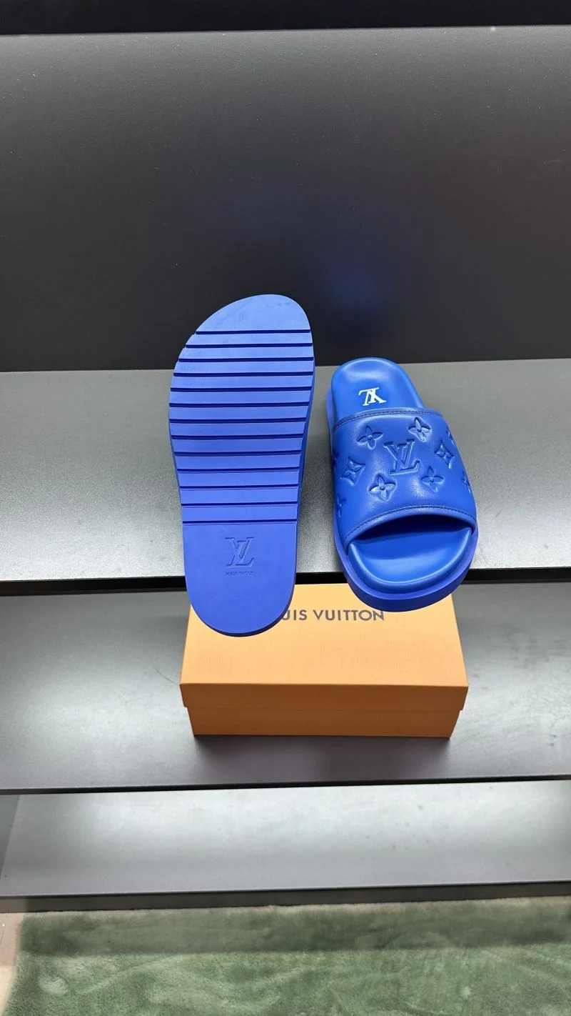 Louis Vuitton Slippers Snug 30494