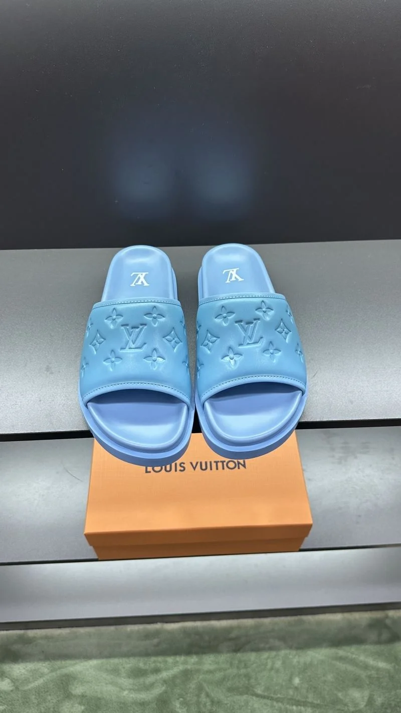 Sophisticated Louis Vuitton Slippers 30491