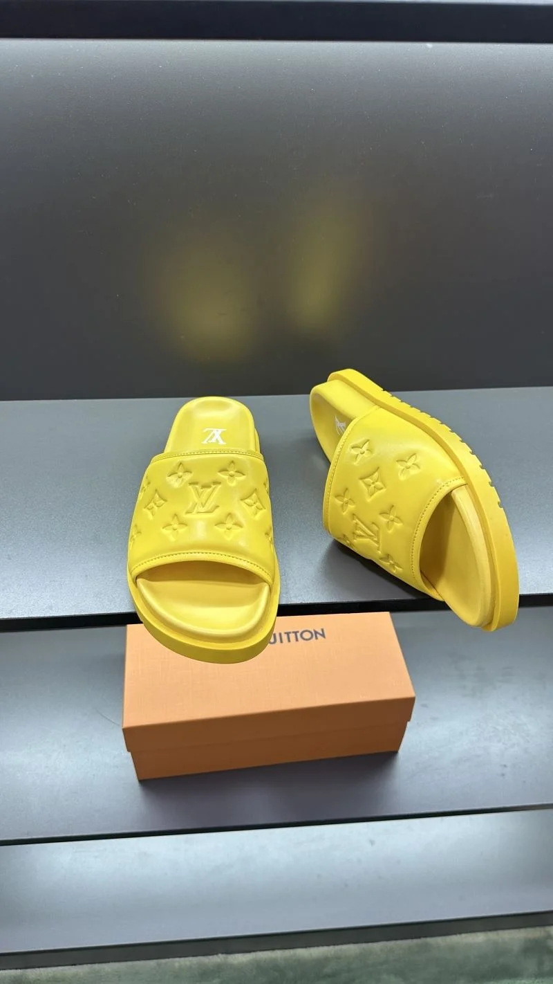 Louis Vuitton Slippers TimelessDesign 30493