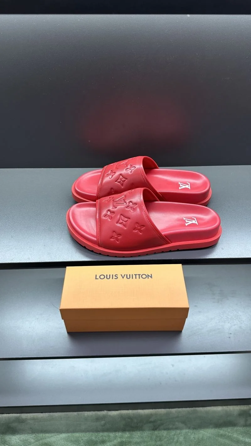 Snug Louis Vuitton Slippers 30486