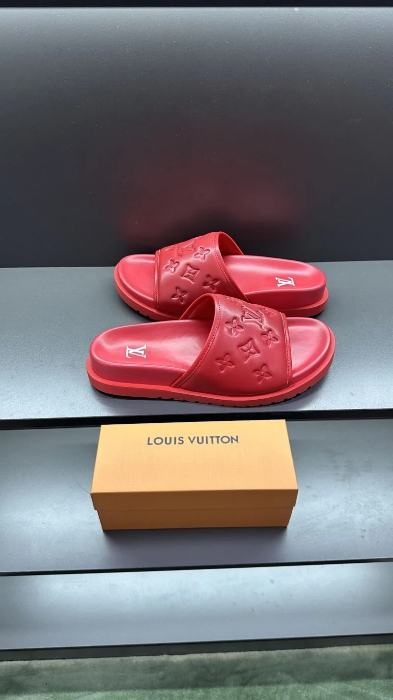 Snug Louis Vuitton Slippers 30486