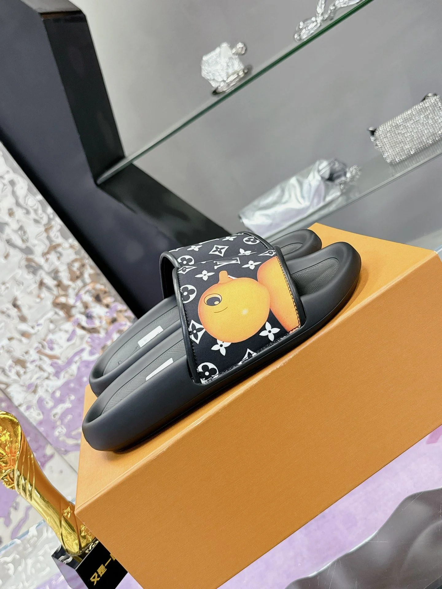 Louis Vuitton Slippers ZeroBulk 31582
