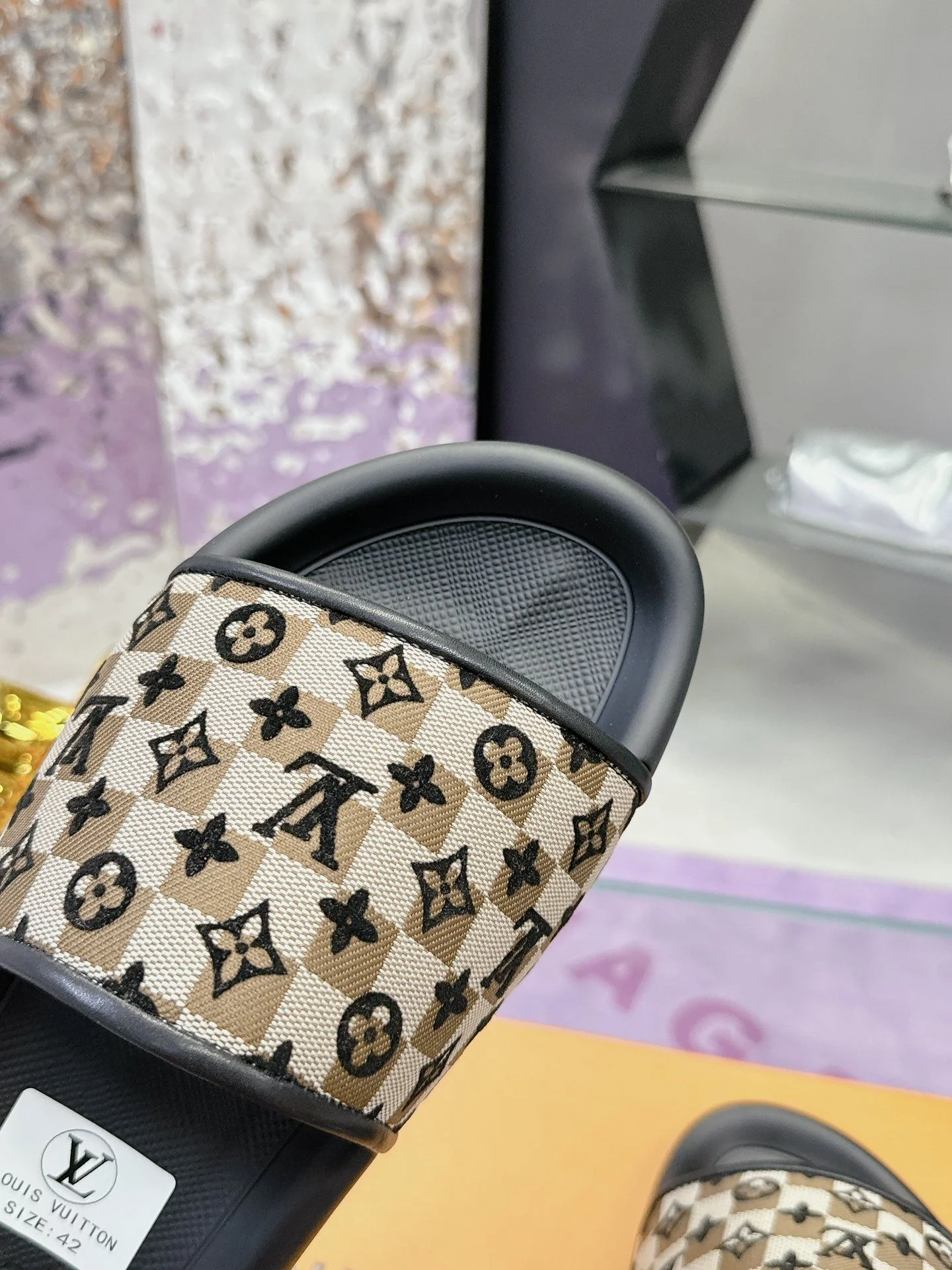 Louis Vuitton Slippers TechFriendly 31589