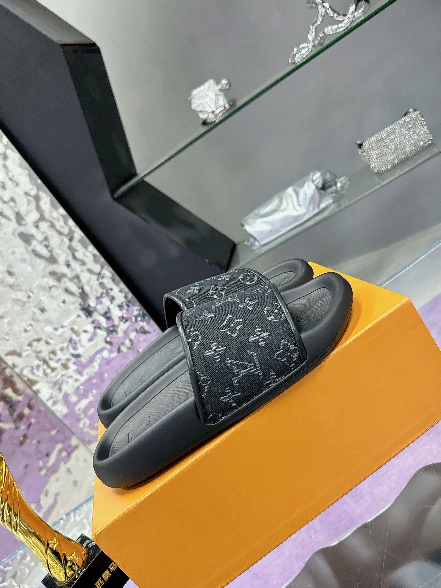 FastDry Louis Vuitton Slippers 31588