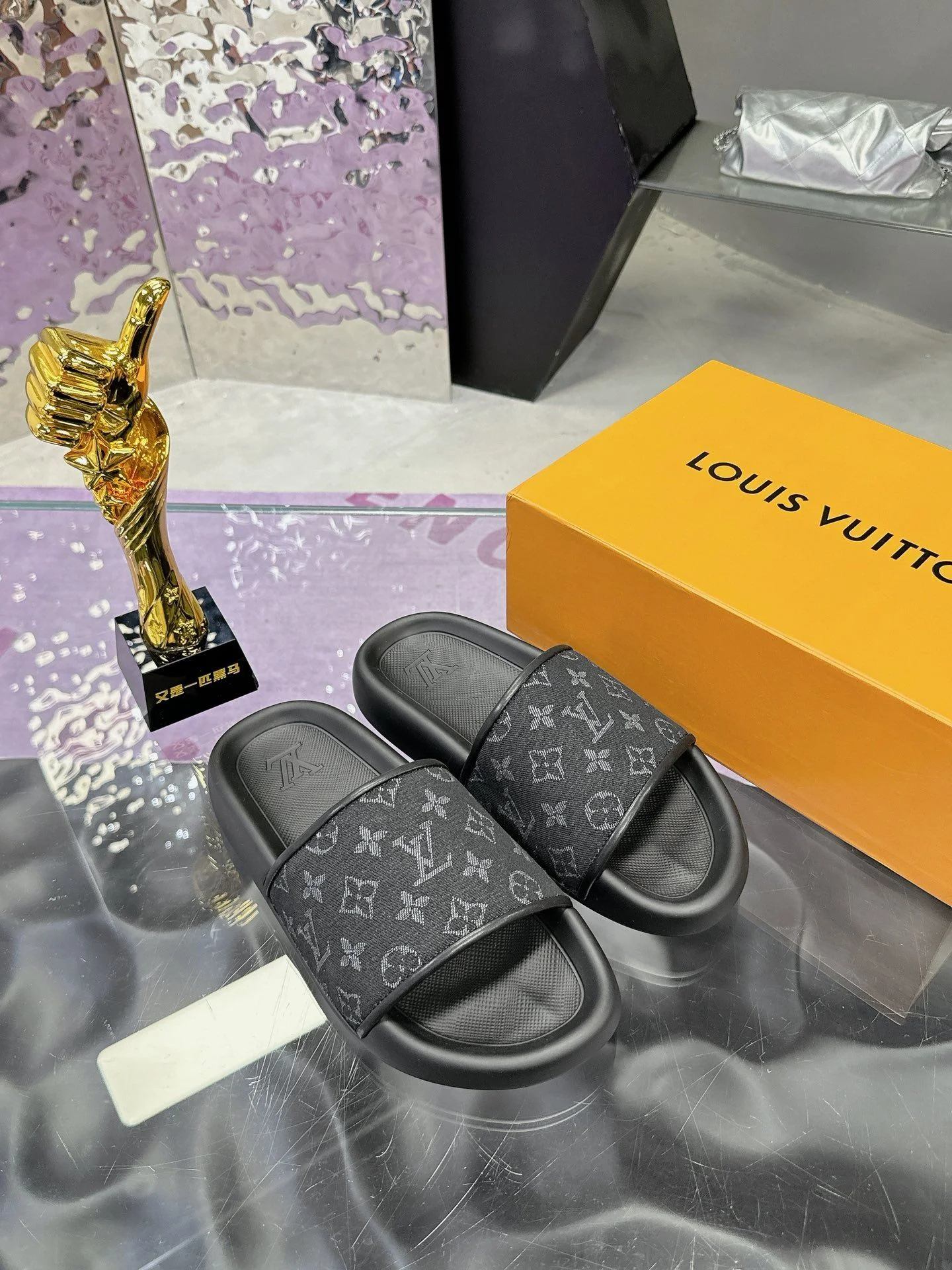 FastDry Louis Vuitton Slippers 31588