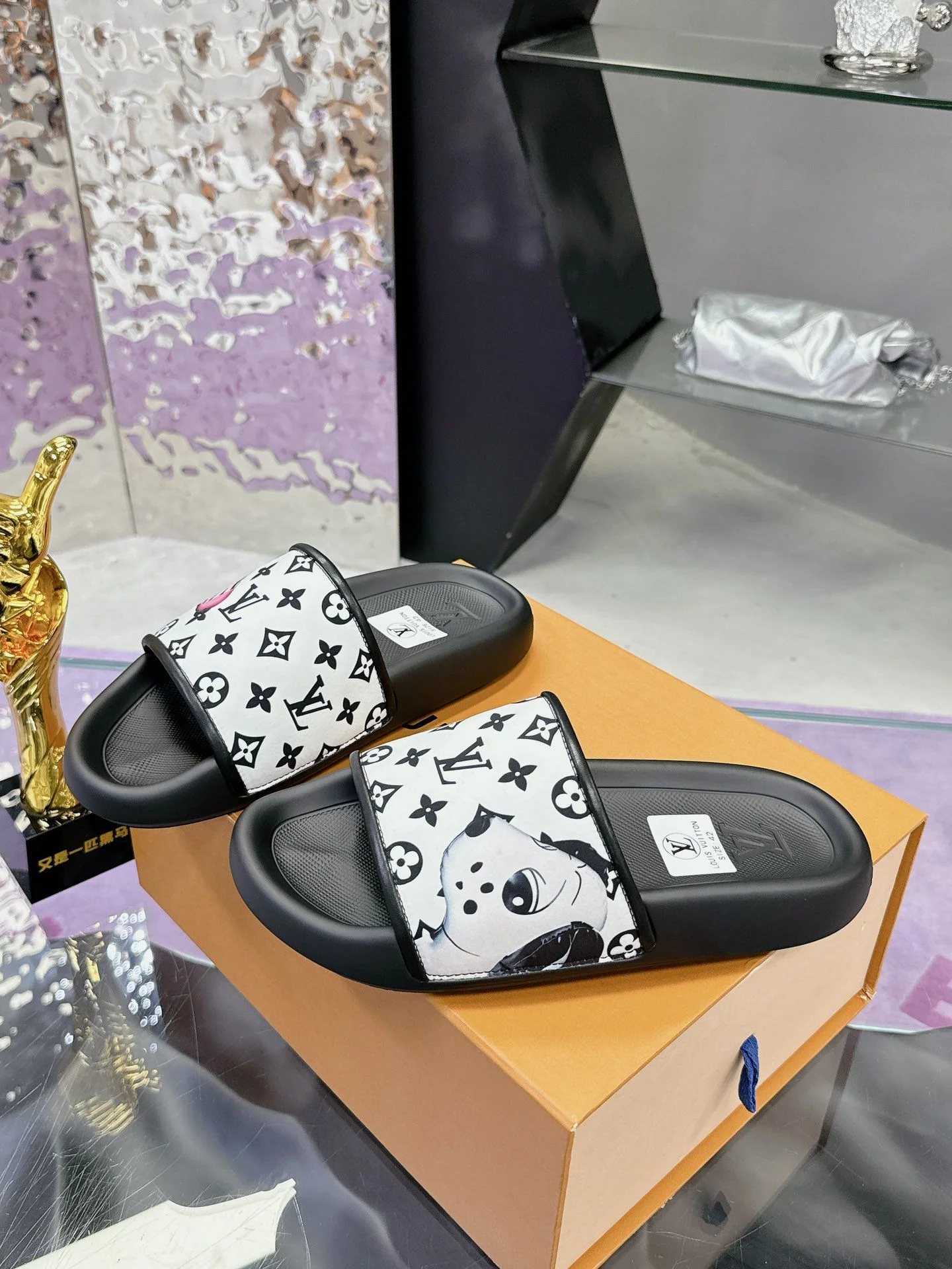 Louis Vuitton Slippers Modern 31584