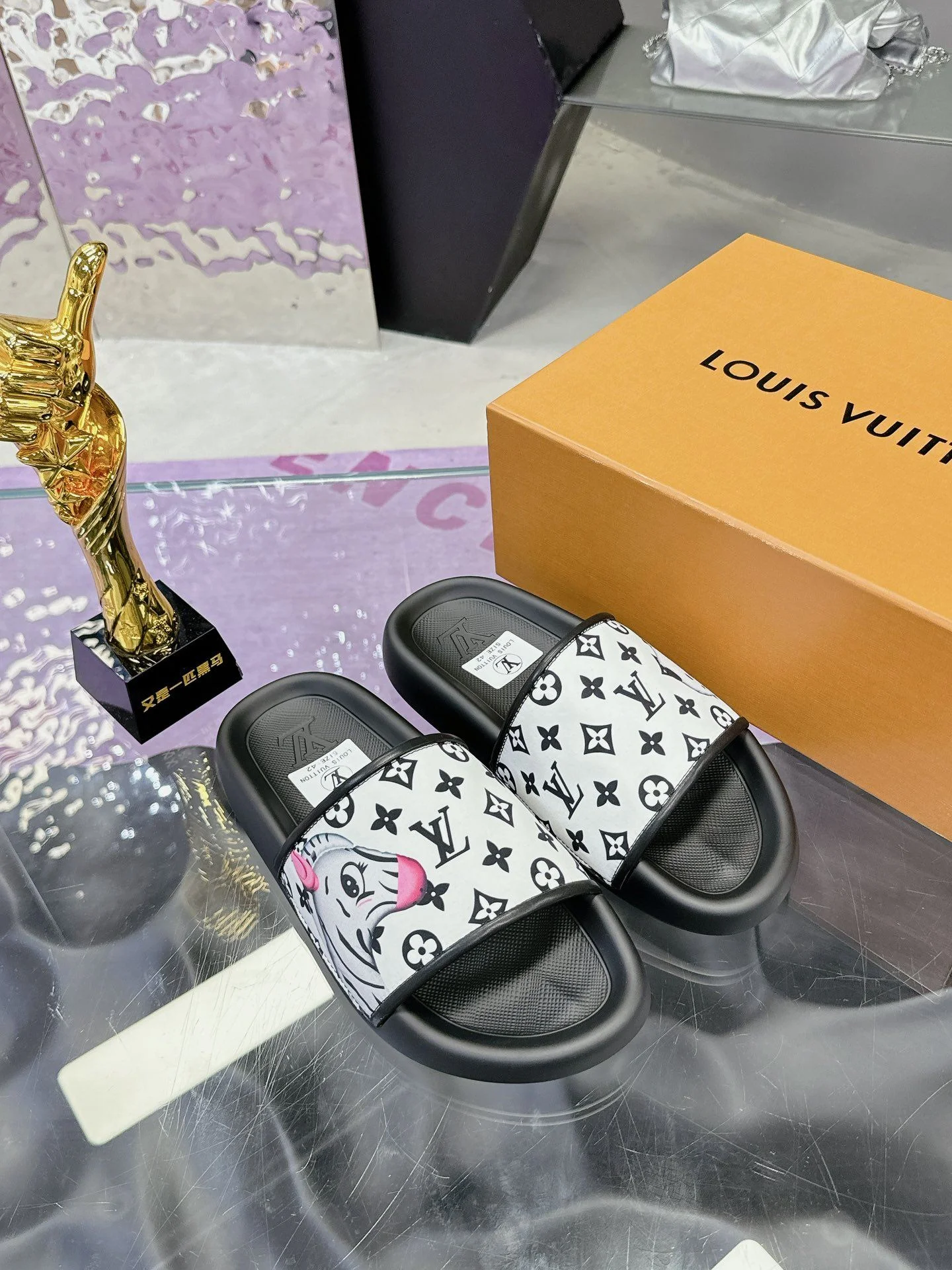 Louis Vuitton Slippers Modern 31584