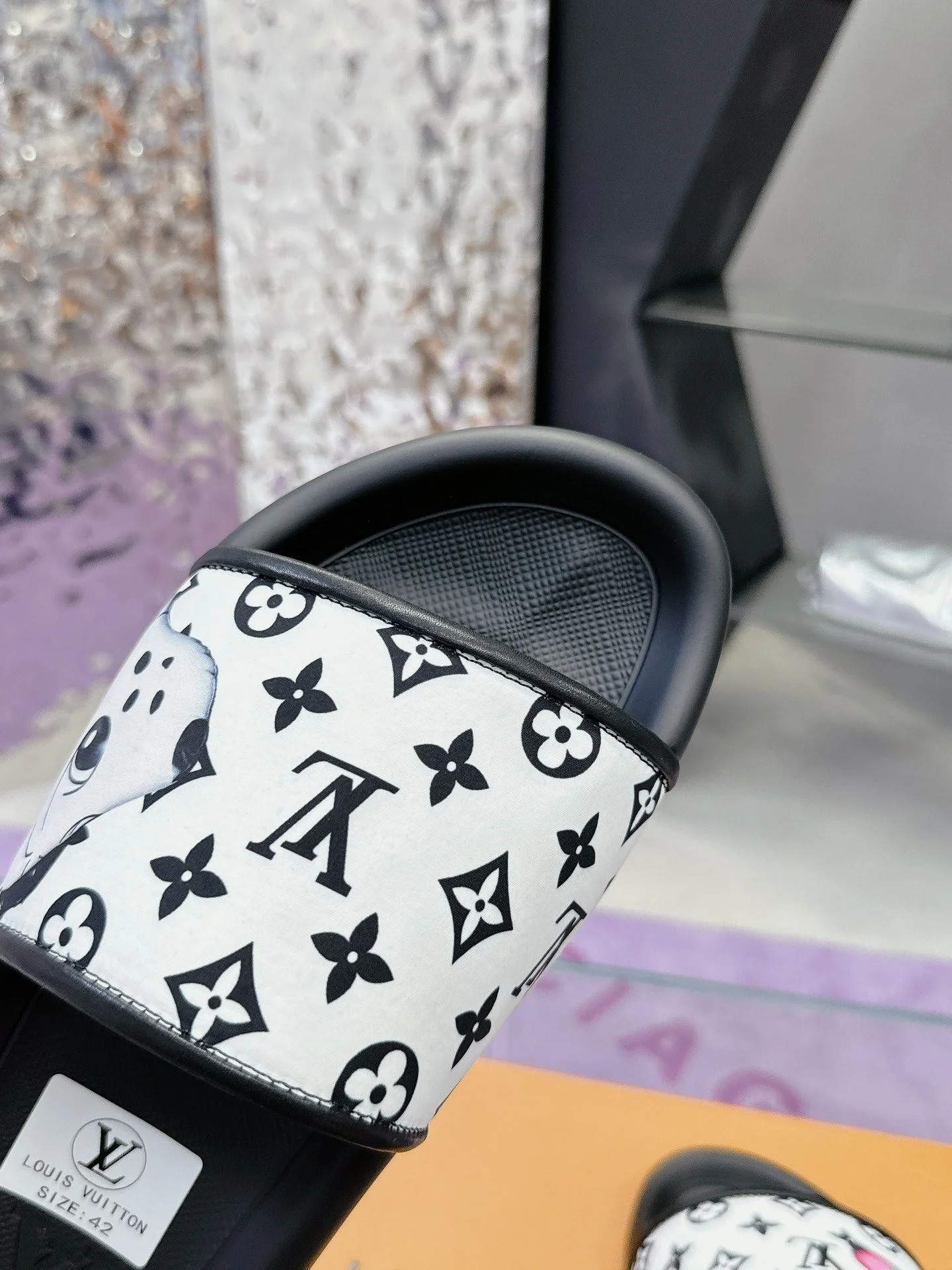 Louis Vuitton Slippers Modern 31584