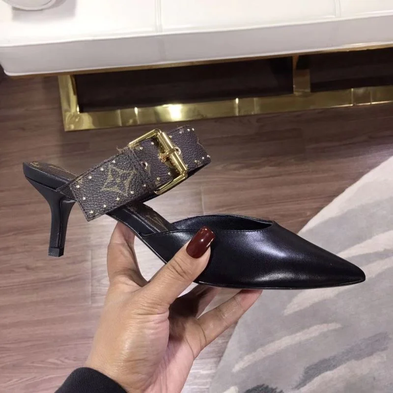 FlexibleFit Louis Vuitton Slippers 32223