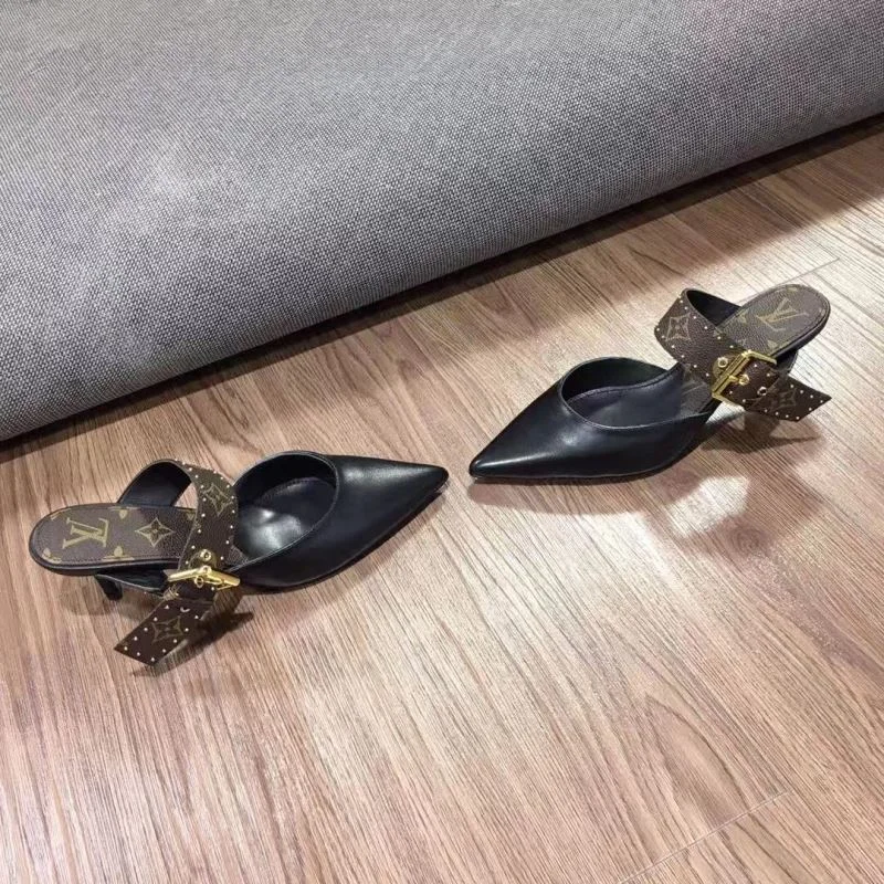 FlexibleFit Louis Vuitton Slippers 32223