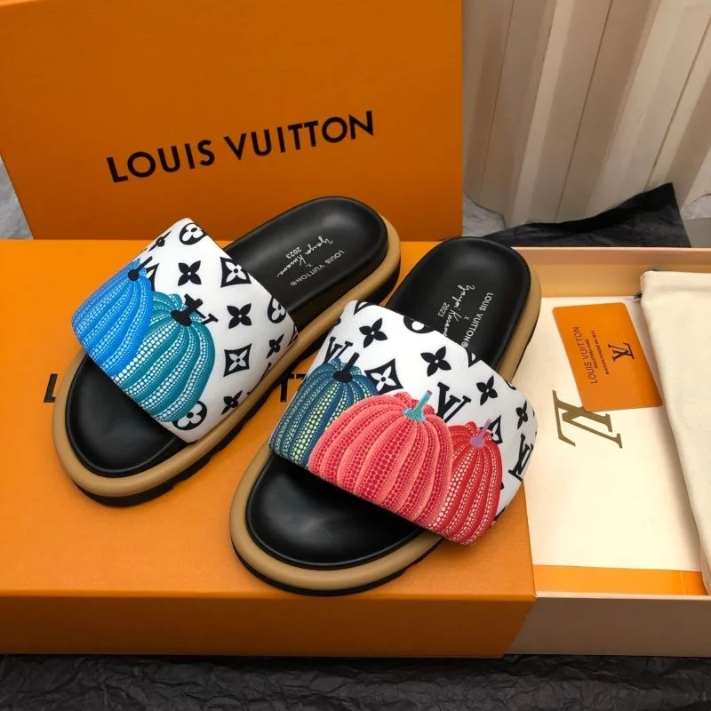 Louis Vuitton Slippers Unisex 32240