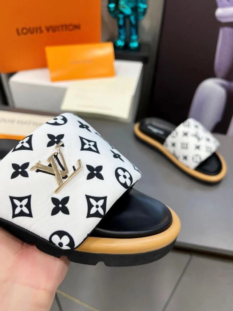 Modern Louis Vuitton Slippers 32219