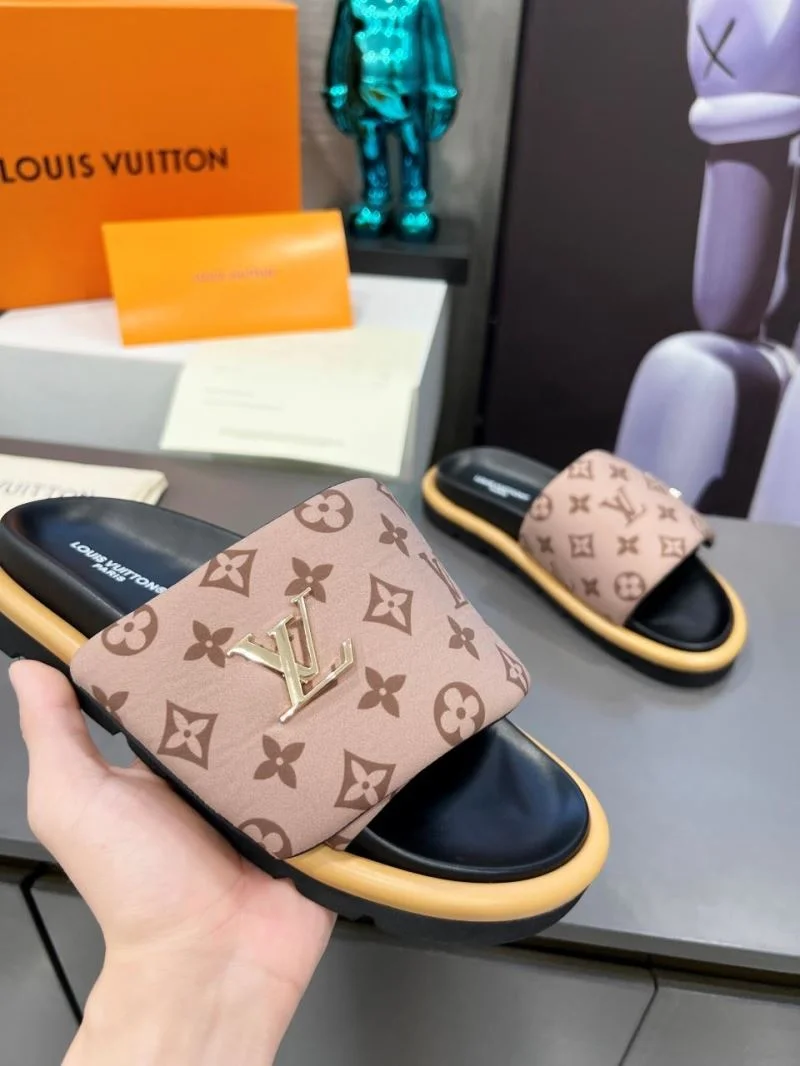 NewStyle Louis Vuitton Slippers 32227